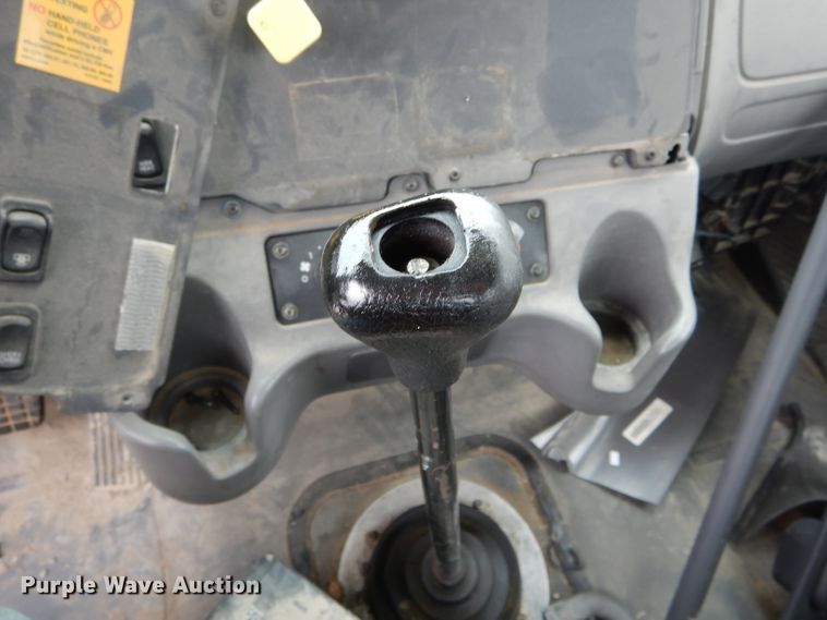 image for item DH6480 2006 Freightliner M2 truck cab and chassis