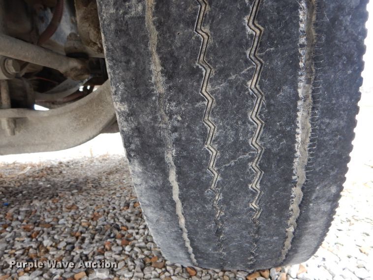 image for item DH6480 2006 Freightliner M2 truck cab and chassis