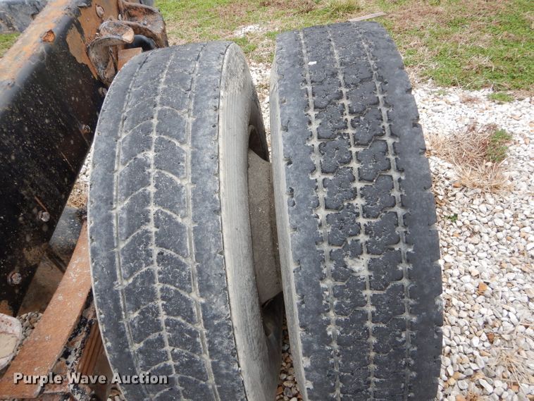 image for item DH6480 2006 Freightliner M2 truck cab and chassis