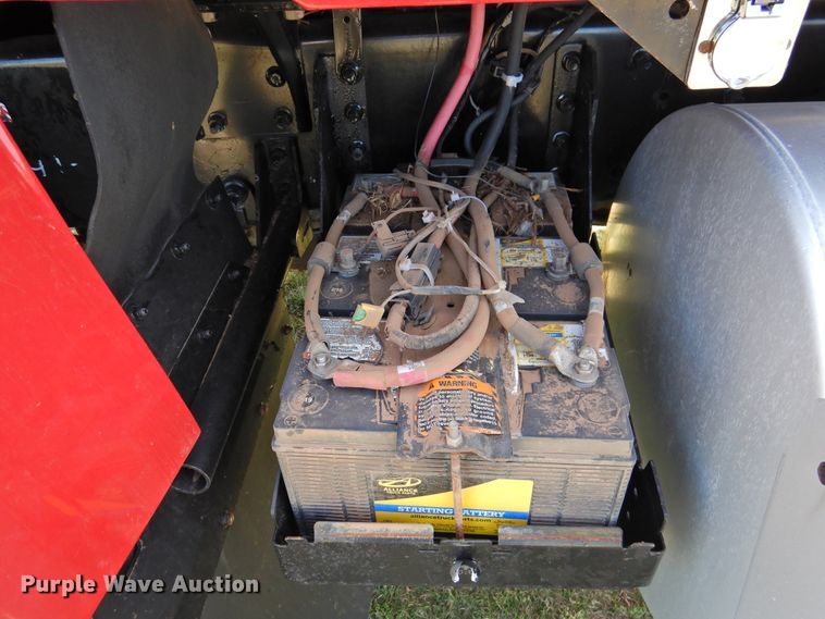 image for item DI0077 2013 Mack CHU613 truck cab and chassis