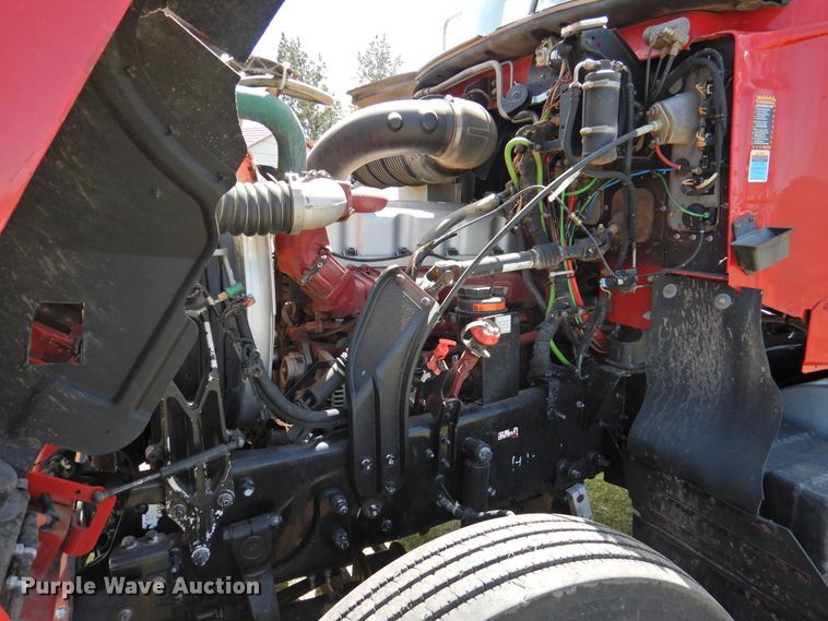 image for item DI0077 2013 Mack CHU613 truck cab and chassis