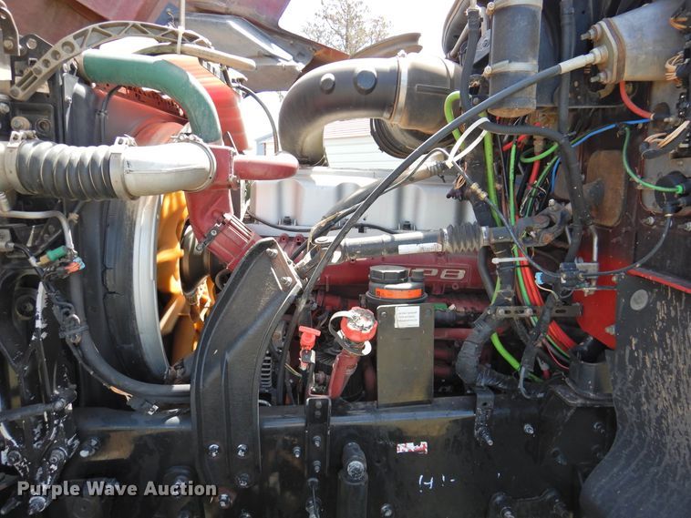 image for item DI0077 2013 Mack CHU613 truck cab and chassis