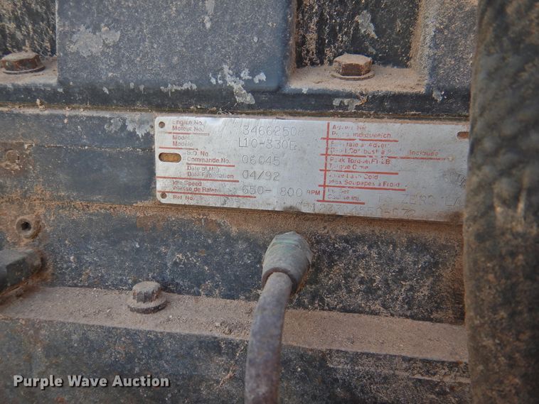 image for item DI0085 1992 Peterbilt 357 grain truck