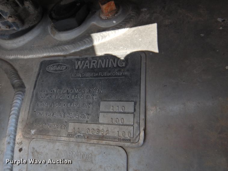 image for item DI0085 1992 Peterbilt 357 grain truck