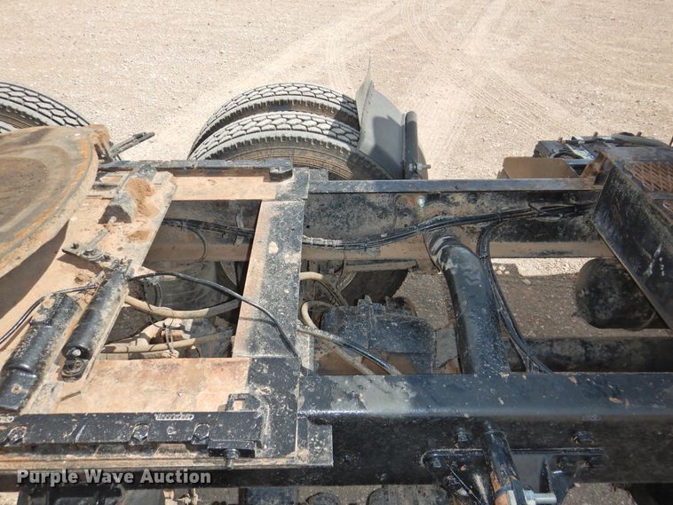 image for item DI0104 2000 Western Star 4964FX semi truck