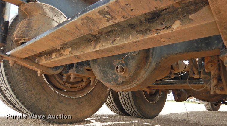 image for item DI0104 2000 Western Star 4964FX semi truck