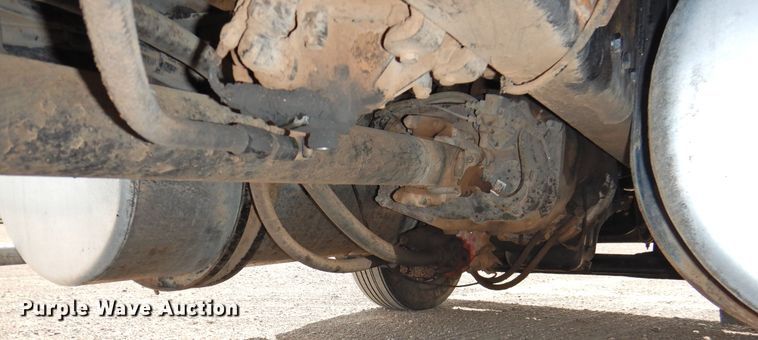 image for item DI0104 2000 Western Star 4964FX semi truck