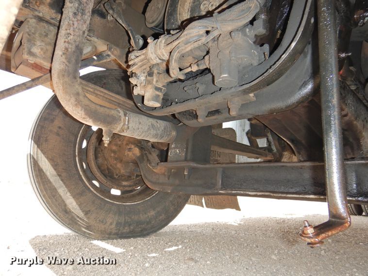 image for item DI0104 2000 Western Star 4964FX semi truck