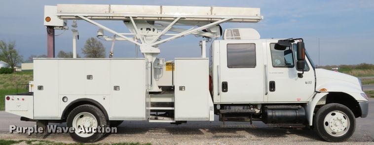 image for item DI2134 2003 International 4300 Crew Cab x-ray truck