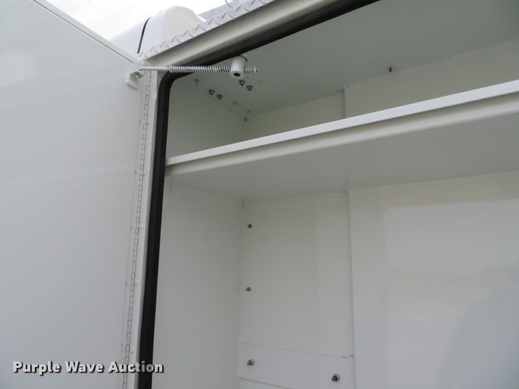 image for item DI2134 2003 International 4300 Crew Cab x-ray truck