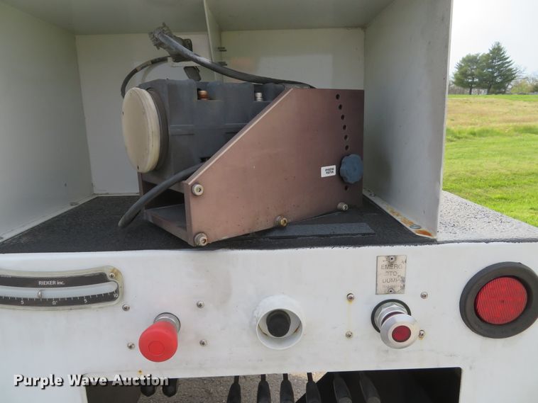 image for item DI2134 2003 International 4300 Crew Cab x-ray truck