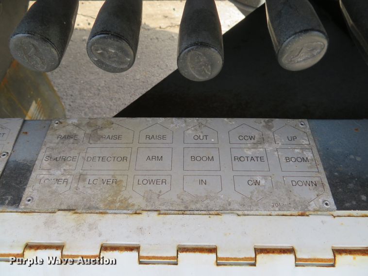 image for item DI2134 2003 International 4300 Crew Cab x-ray truck