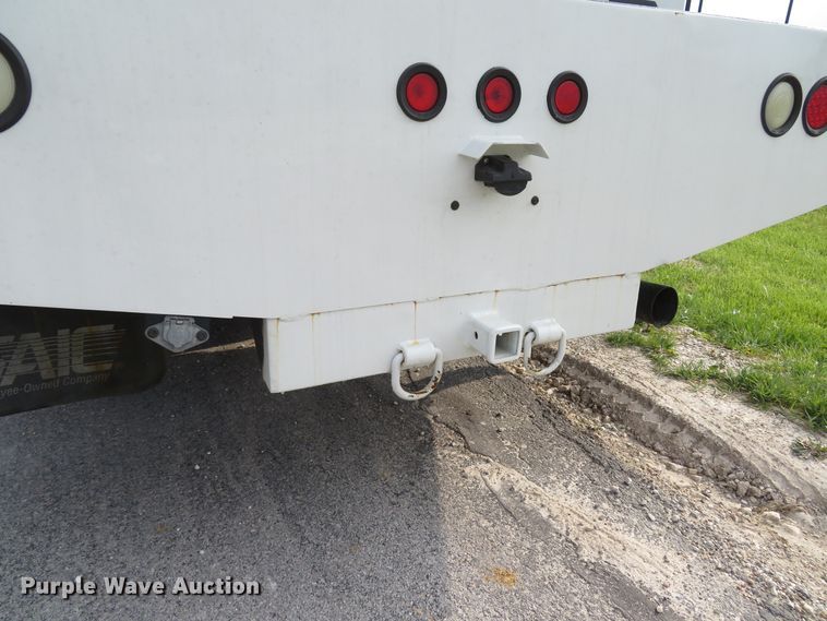 image for item DI2134 2003 International 4300 Crew Cab x-ray truck