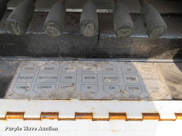 image for item DI2134 2003 International 4300 Crew Cab x-ray truck