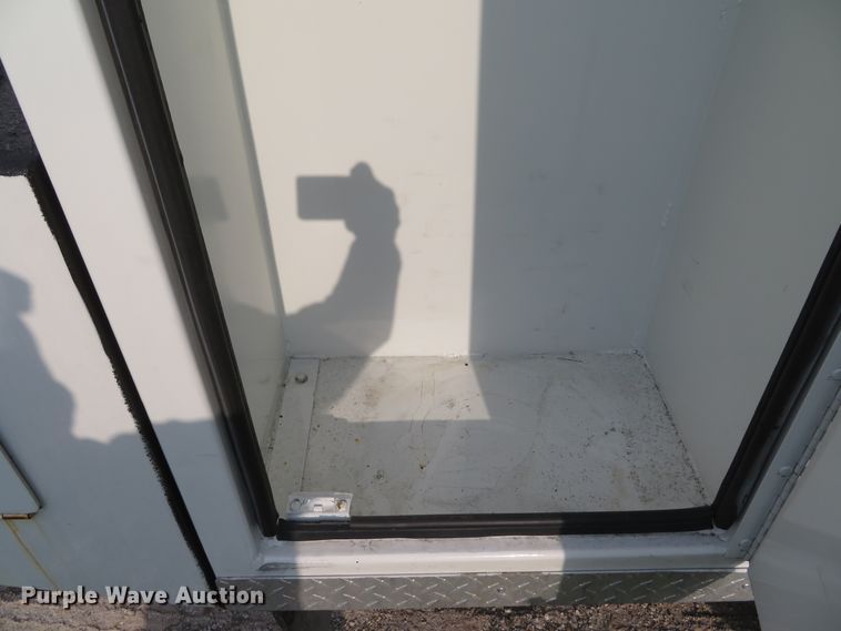 image for item DI2134 2003 International 4300 Crew Cab x-ray truck