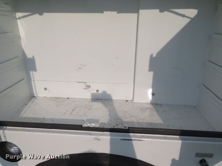 image for item DI2134 2003 International 4300 Crew Cab x-ray truck