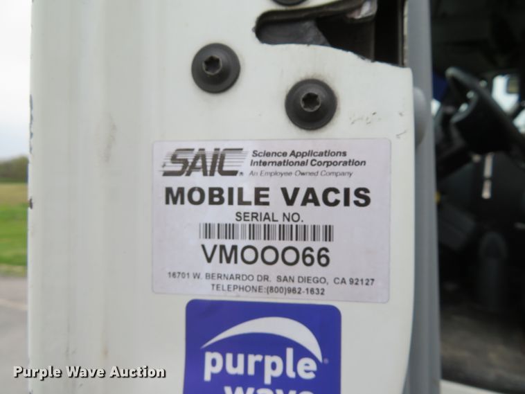 image for item DI2134 2003 International 4300 Crew Cab x-ray truck