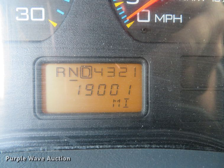 image for item DI2134 2003 International 4300 Crew Cab x-ray truck