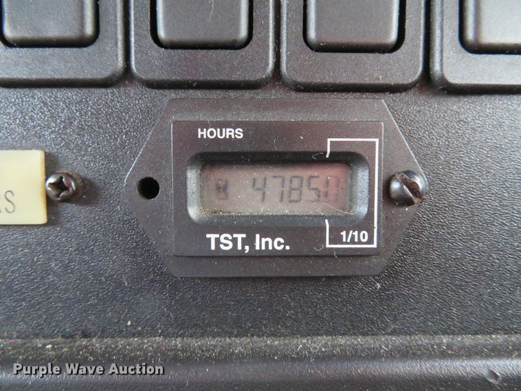 image for item DI2134 2003 International 4300 Crew Cab x-ray truck