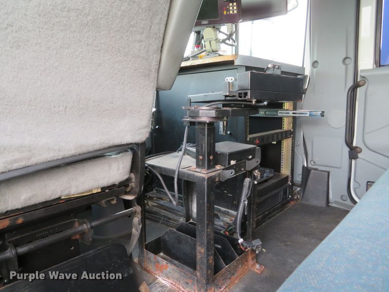 image for item DI2134 2003 International 4300 Crew Cab x-ray truck