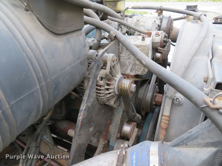 image for item DI2134 2003 International 4300 Crew Cab x-ray truck