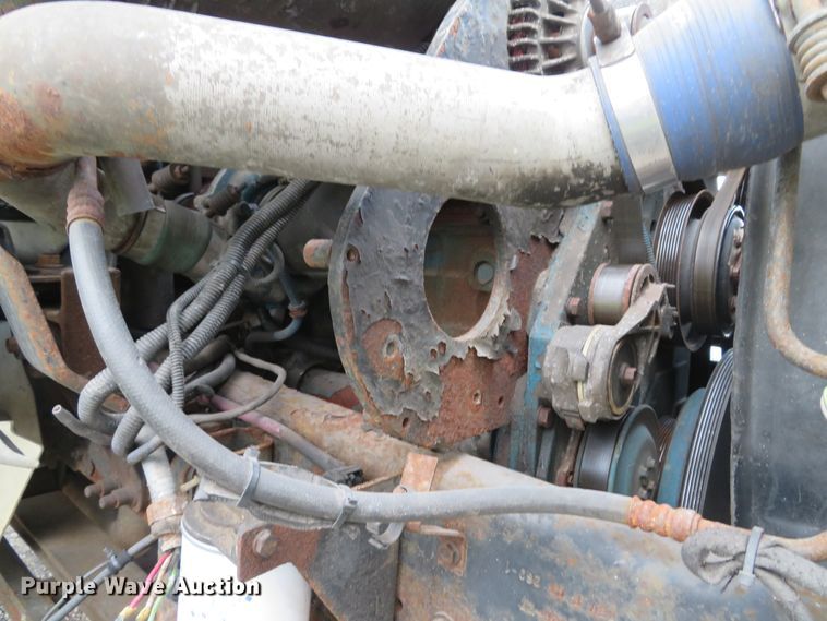 image for item DI2134 2003 International 4300 Crew Cab x-ray truck