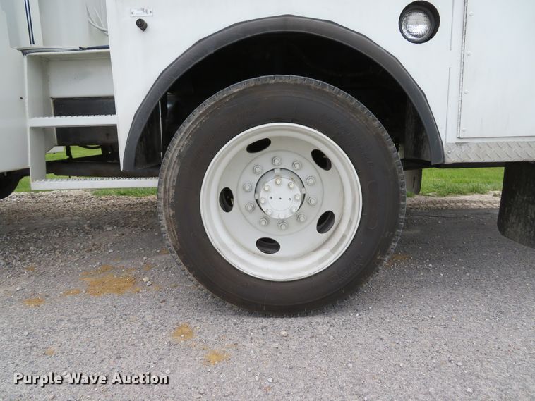 image for item DI2134 2003 International 4300 Crew Cab x-ray truck