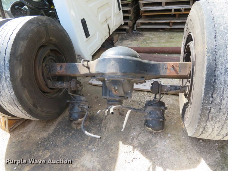 image for item DI2165 2017 International 4300 truck parts