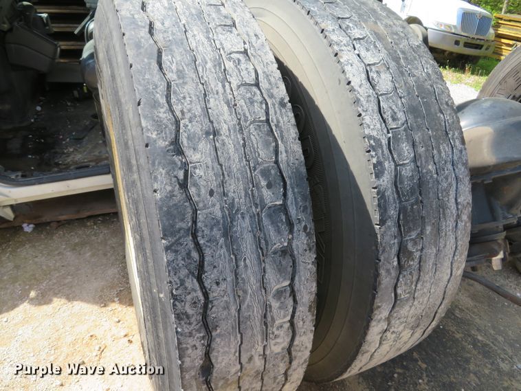 image for item DI2165 2017 International 4300 truck parts