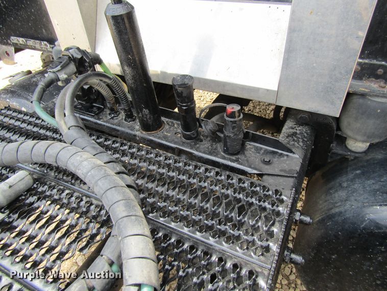 image for item FD9416 2003 Peterbilt 379 semi truck