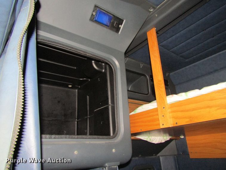 image for item FD9416 2003 Peterbilt 379 semi truck