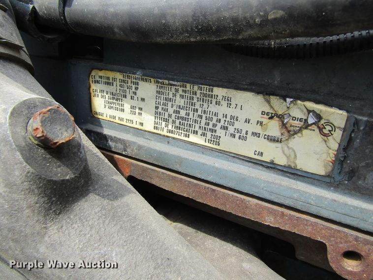 image for item FD9416 2003 Peterbilt 379 semi truck