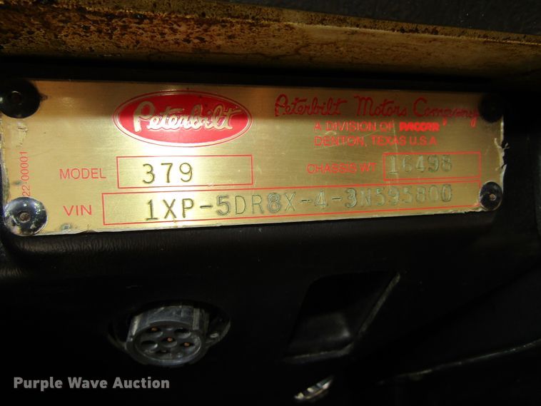 image for item FD9416 2003 Peterbilt 379 semi truck