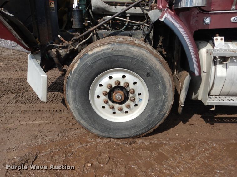 image for item FX9078 1998 Freightliner FLD hook lift container truck