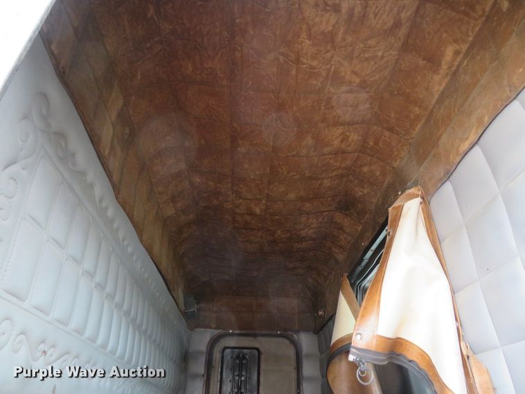 image for item GB9955 1992 Peterbilt 379 semi truck