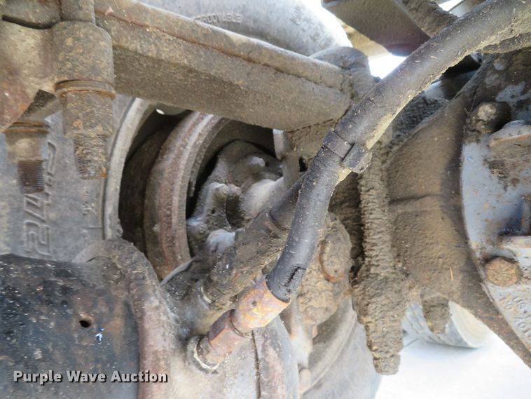 image for item GB9955 1992 Peterbilt 379 semi truck