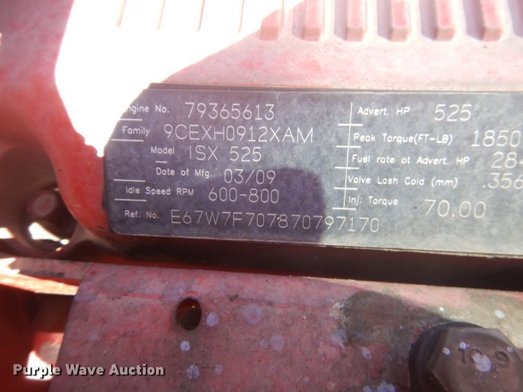 image for item GE9396 2010 Peterbilt 389 semi truck