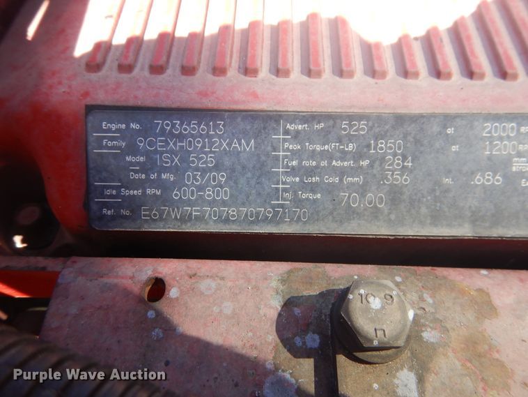 image for item GE9396 2010 Peterbilt 389 semi truck