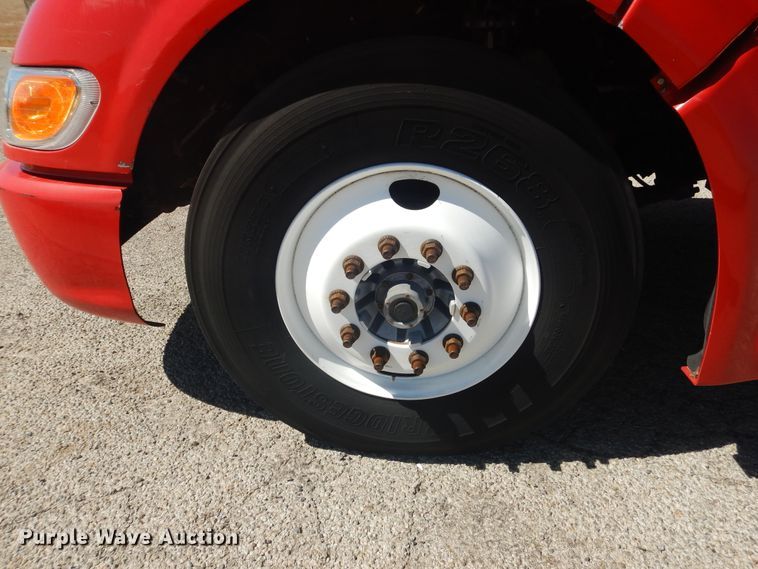 image for item GE9397 2008 Peterbilt 386 semi truck