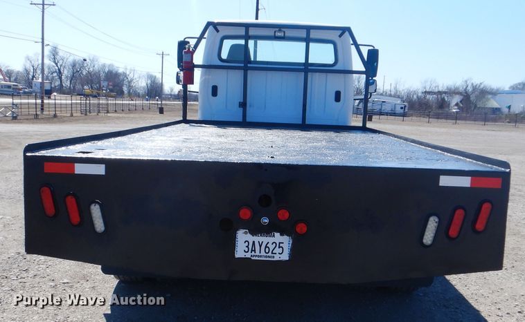 image for item GF9120 2010 Freightliner Business Class M2 flatbed truck