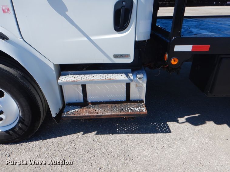 image for item GF9120 2010 Freightliner Business Class M2 flatbed truck