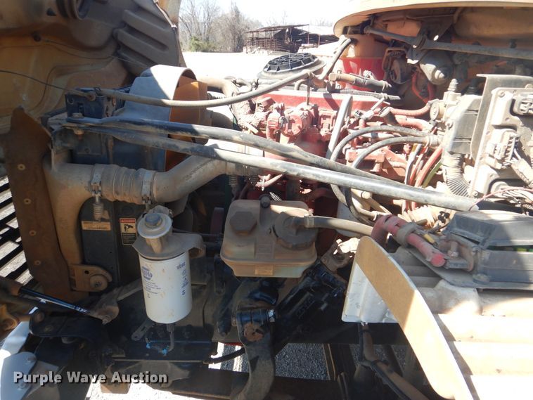 image for item GF9120 2010 Freightliner Business Class M2 flatbed truck