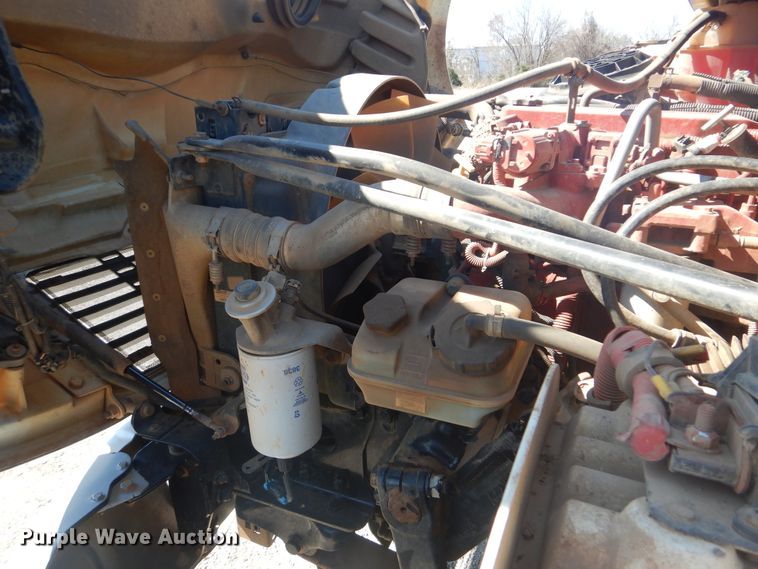 image for item GF9120 2010 Freightliner Business Class M2 flatbed truck