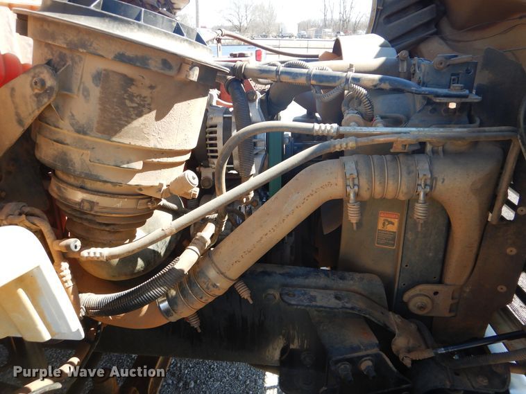 image for item GF9120 2010 Freightliner Business Class M2 flatbed truck