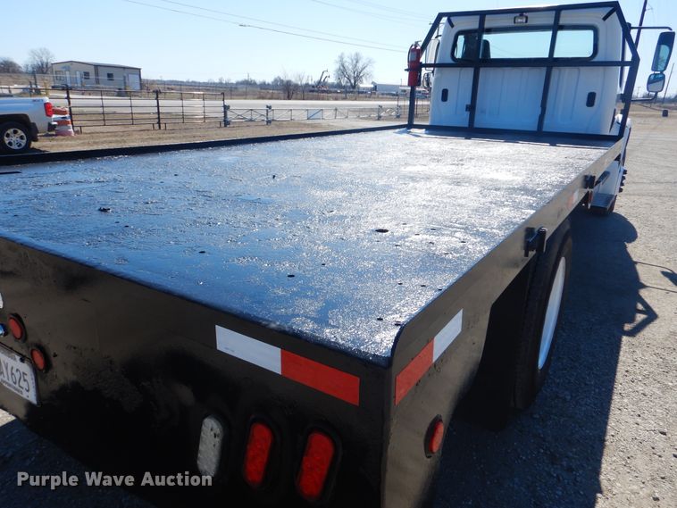 image for item GF9120 2010 Freightliner Business Class M2 flatbed truck