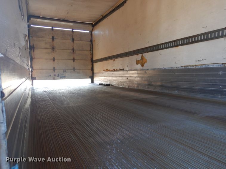 image for item GF9154 2004 International 4300 refrigerated delivery truck