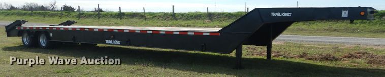 image for item GK9126 1989 Trail King TK70RGP-442 drop deck equipment trailer