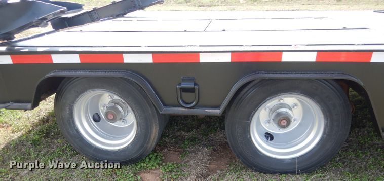 image for item GK9126 1989 Trail King TK70RGP-442 drop deck equipment trailer