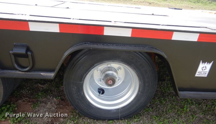 image for item GK9126 1989 Trail King TK70RGP-442 drop deck equipment trailer