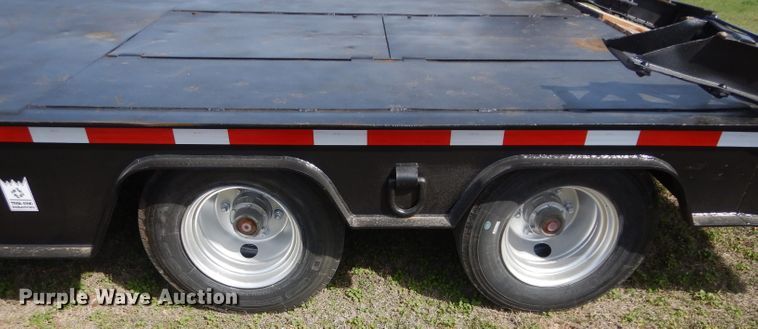 image for item GK9126 1989 Trail King TK70RGP-442 drop deck equipment trailer
